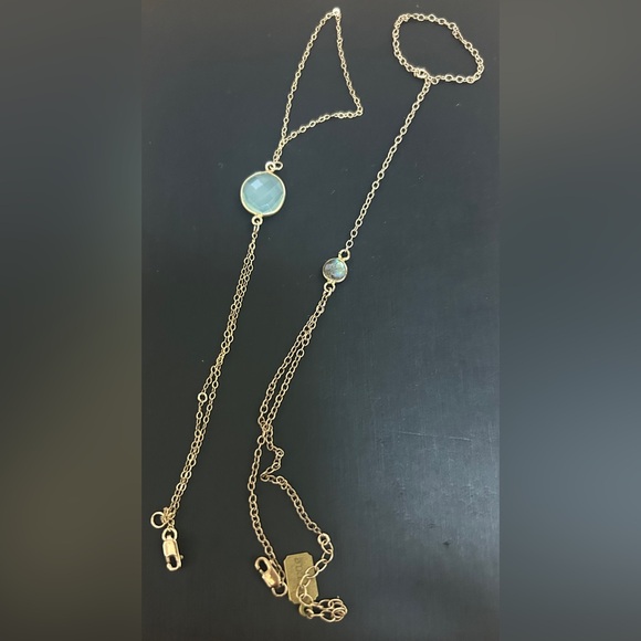 Bundle of 2 gold filled and light green and Labradorite stones. - Picture 1 of 5